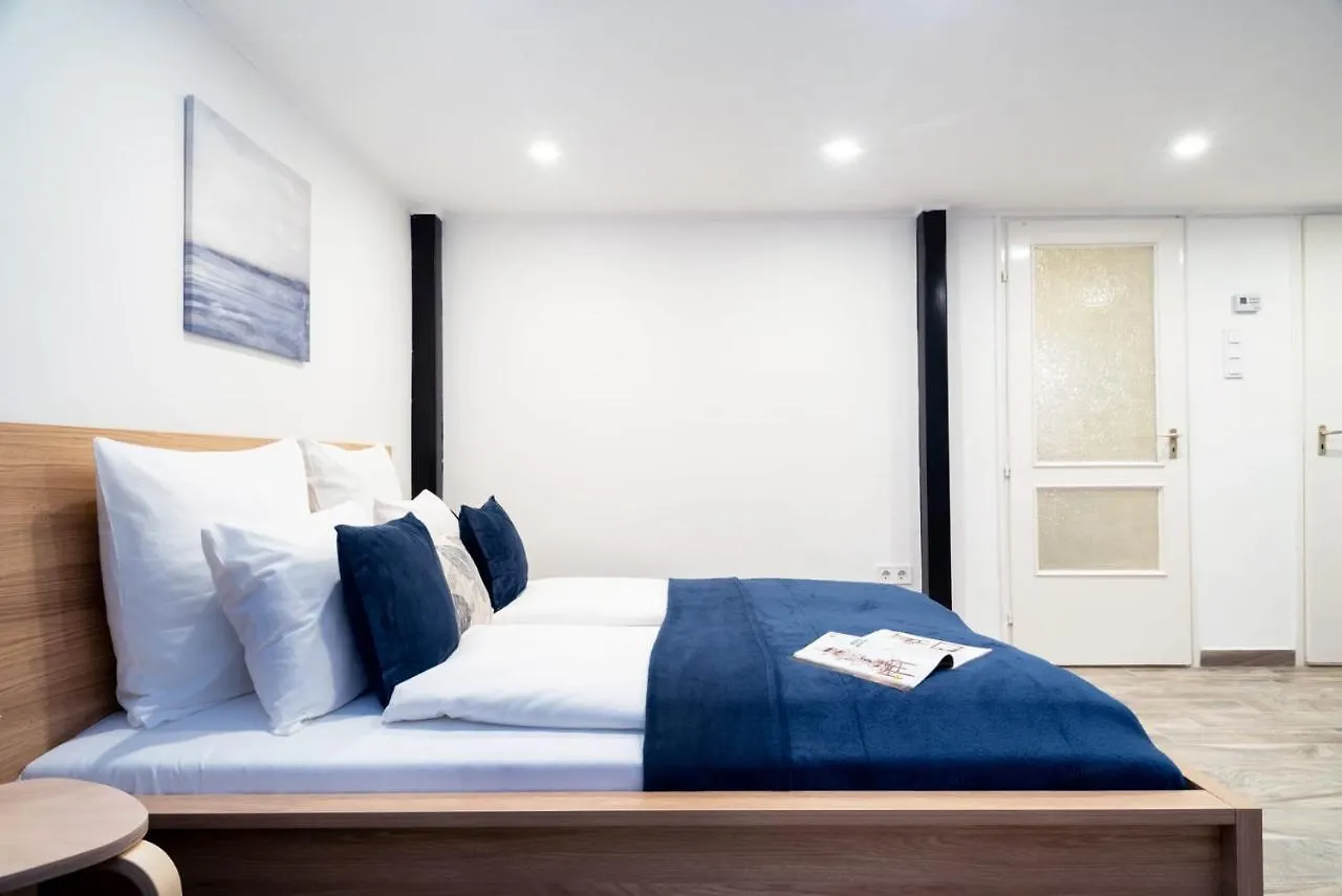 Welcoming Modern Apartment In The Center Budapest