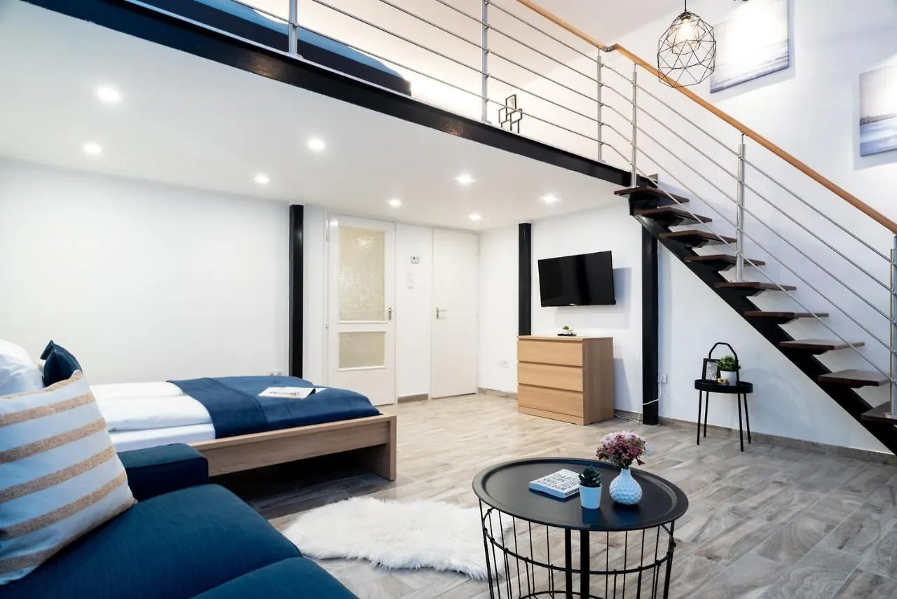 Welcoming Modern Apartment In The Center Budapest 0*,