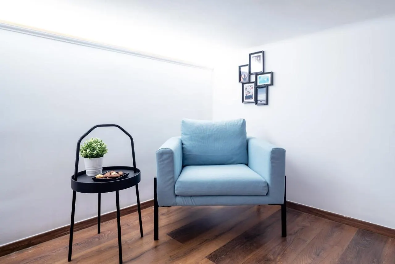 Welcoming Modern Apartment In The Center Budapest