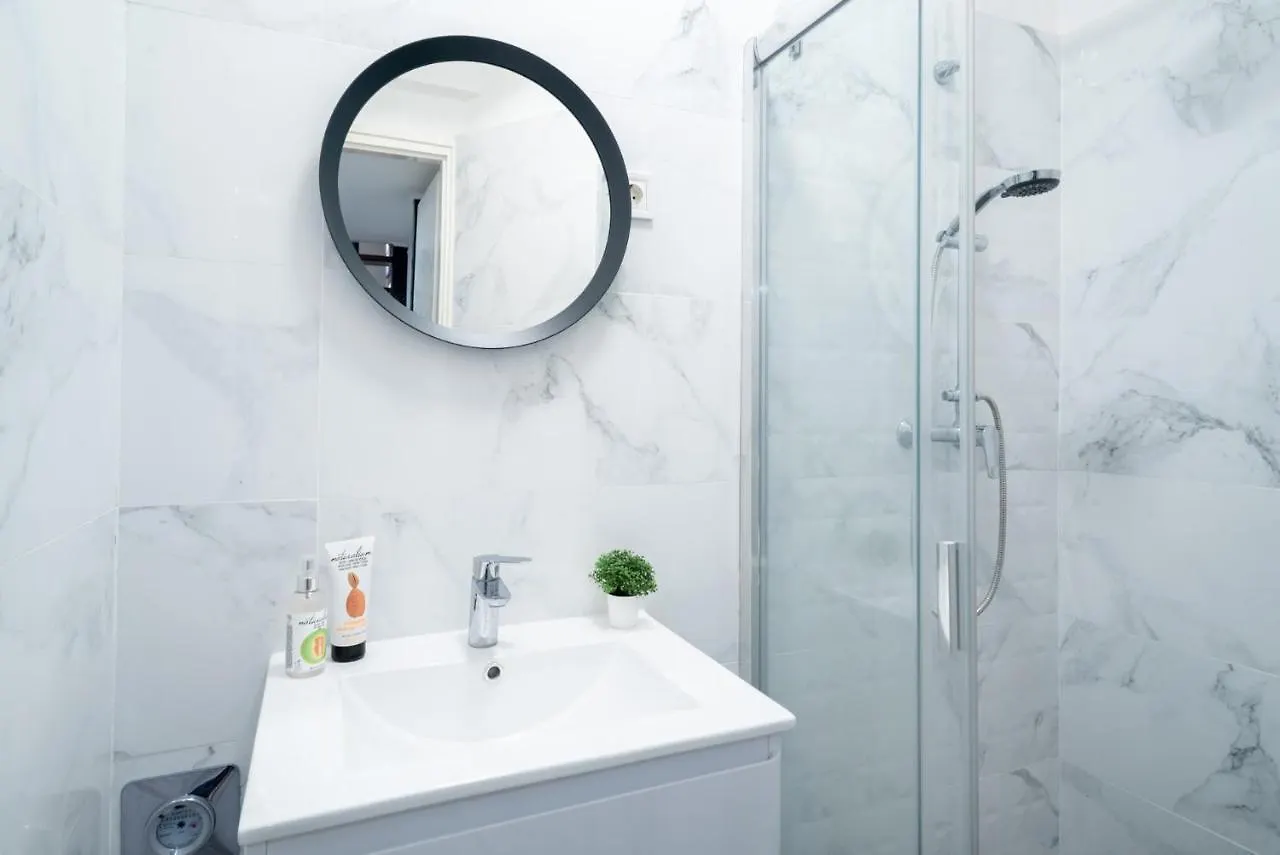 Welcoming Modern Apartment In The Center 부다페스트